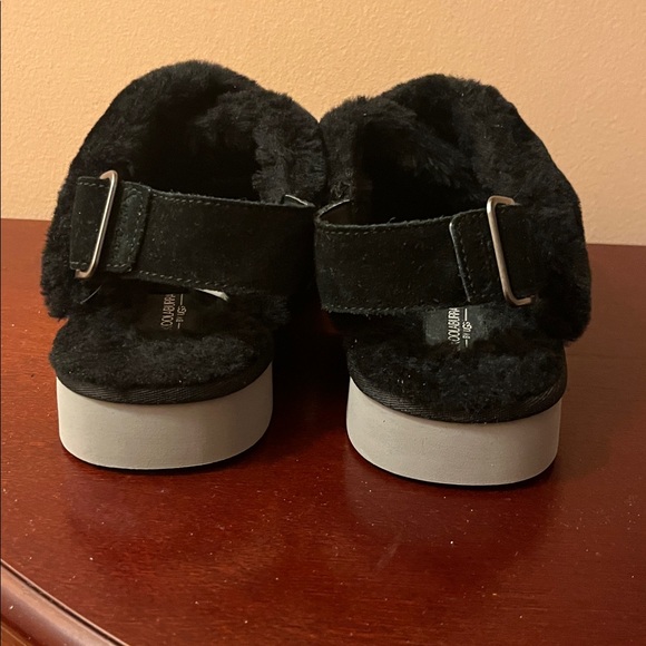 Koolaburra Black Fuzzy Sandals by Ugg - Picture 5 of 10